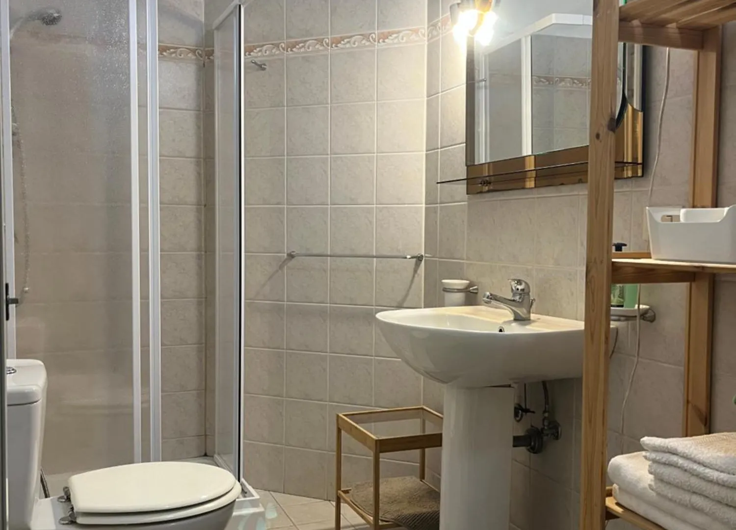 Apartment For 2 In Catania, B&B Le Voci Del Mercato 0*, Catania Italy